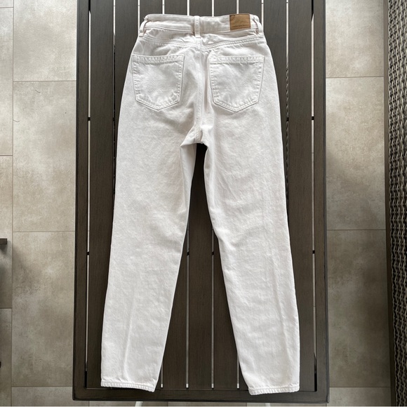 AMERICAN EAGLE OUTFITTERS HIGH-WAISTED STRAIGHT JEAN!! - Picture 9 of 15